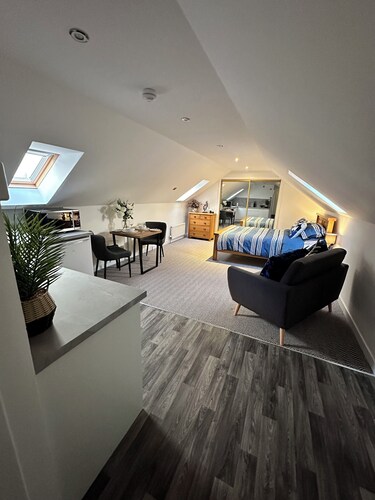 Self contained An Cuiltheann apartment