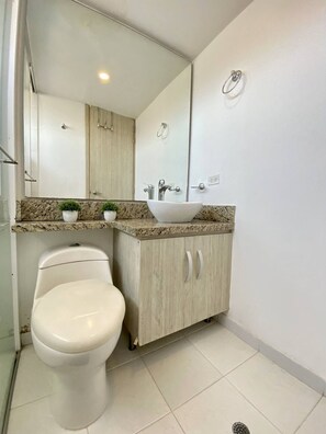 Apartment | Badezimmer