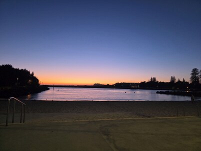 Close to the beach. Family & pet friendly. Enjoy my peaceful coastal retreat.