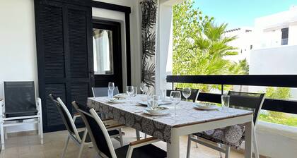 Spacious 4-bedroom apartment in Golf Cabo Negro with AC