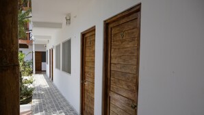 Interior - Akumal Mancora (Mancora)
