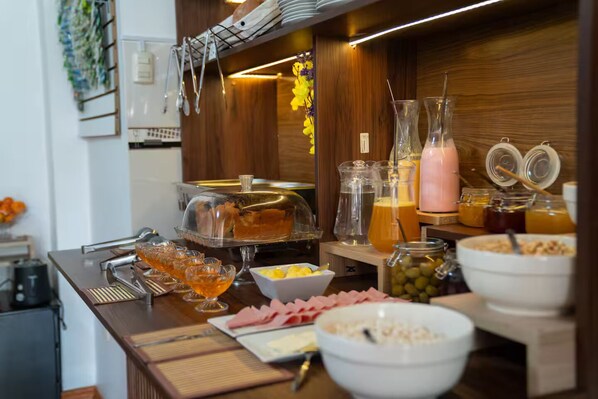 Dining - Dormitory 4 - Bed and Breakfast in Cusco (Cusco)