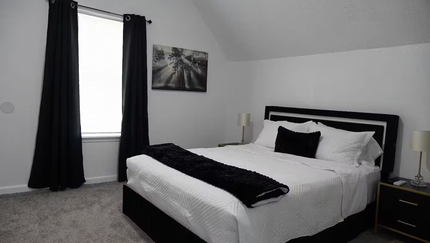 3 bedrooms, iron/ironing board, internet