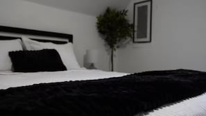 3 chambres, fer et planche à repasser, accès Internet