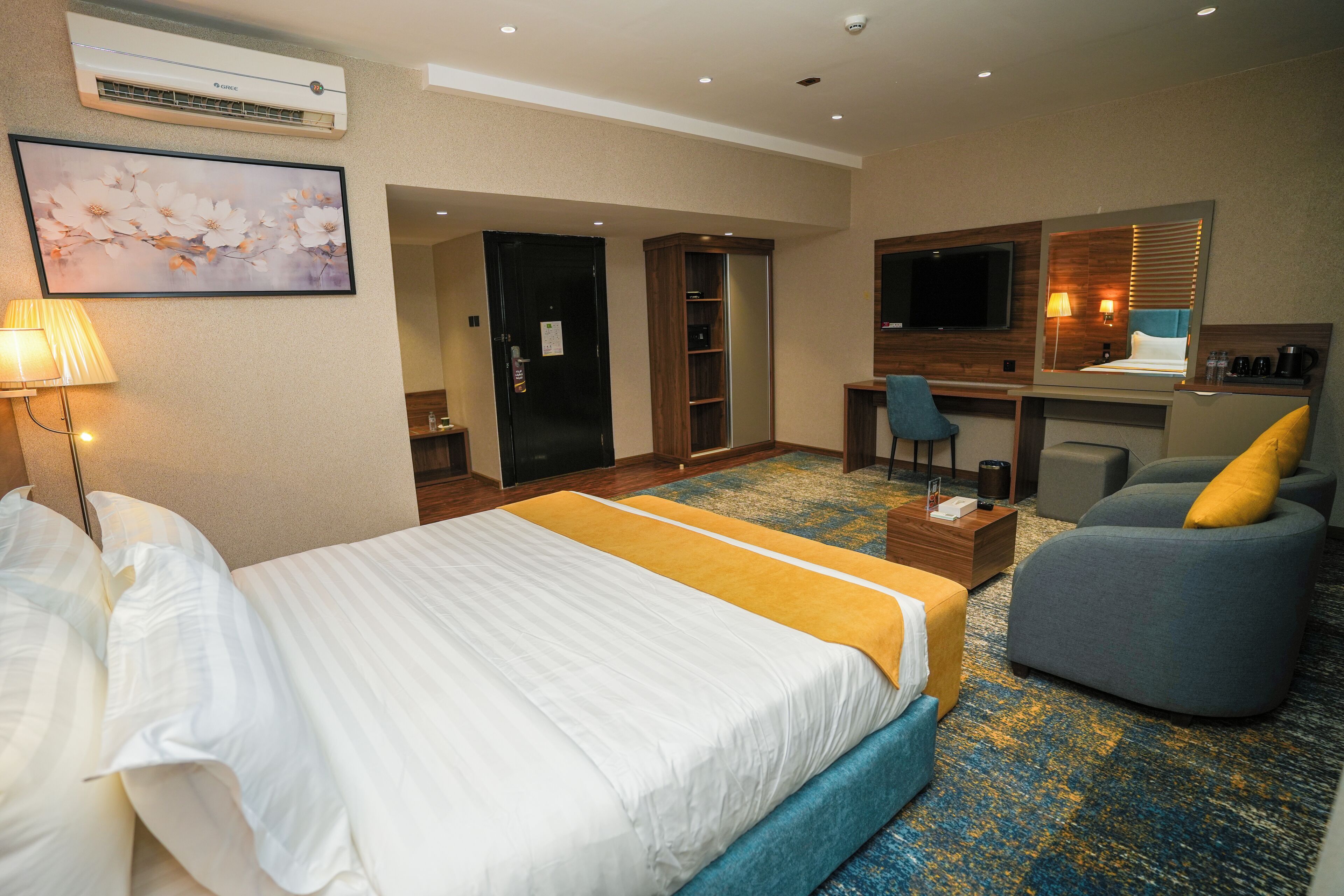 Standard Room | Iron/ironing board, free WiFi