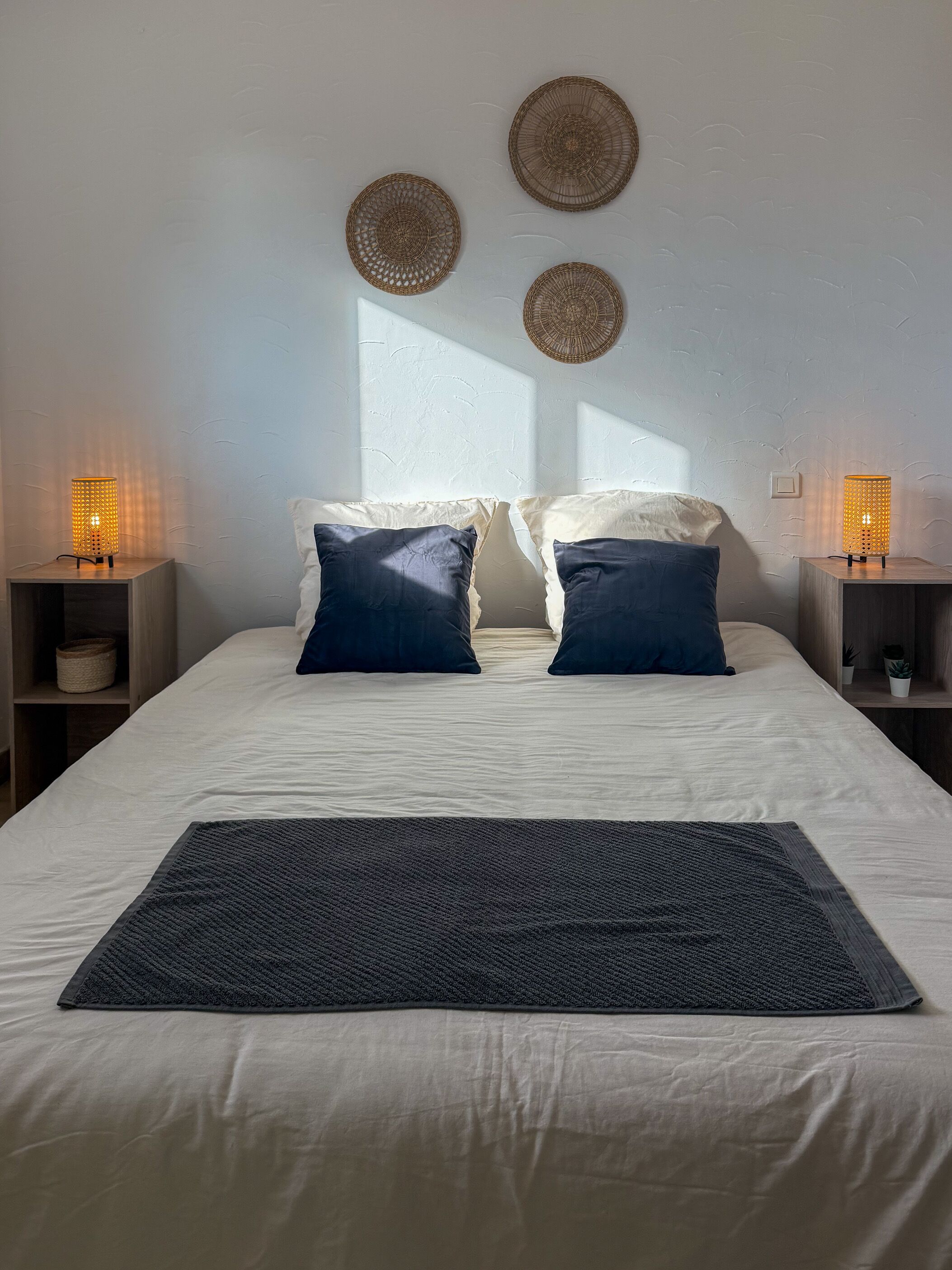 Bügeleisen/Bügelbrett, WLAN, Bettwäsche