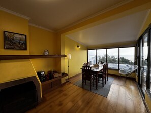 Casa Deluxe, baño en la habitación, vista al océano (Machico View) | Restaurantes