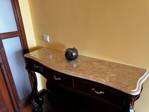 Interior entrance - Machico View (Machico)