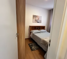 Apartamento básico | Colchones Select Comfort, wifi gratis, ropa de cama