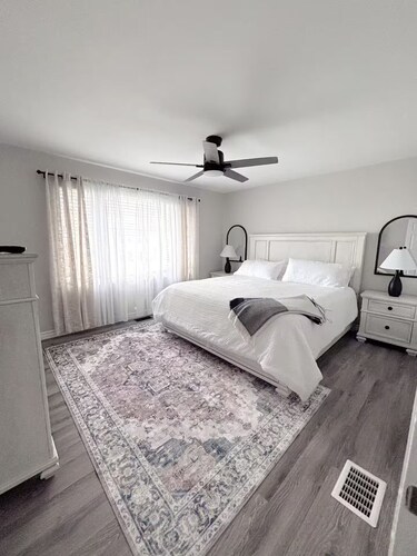 Cozy GEM-near Peterborough-Freshly decorated-Lakeview