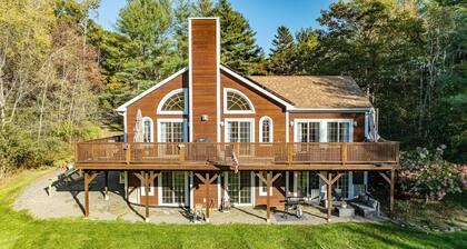 New! Luxurious 9 Acre Waterfront Retreat Just Four Minutes to Downtown Belfast