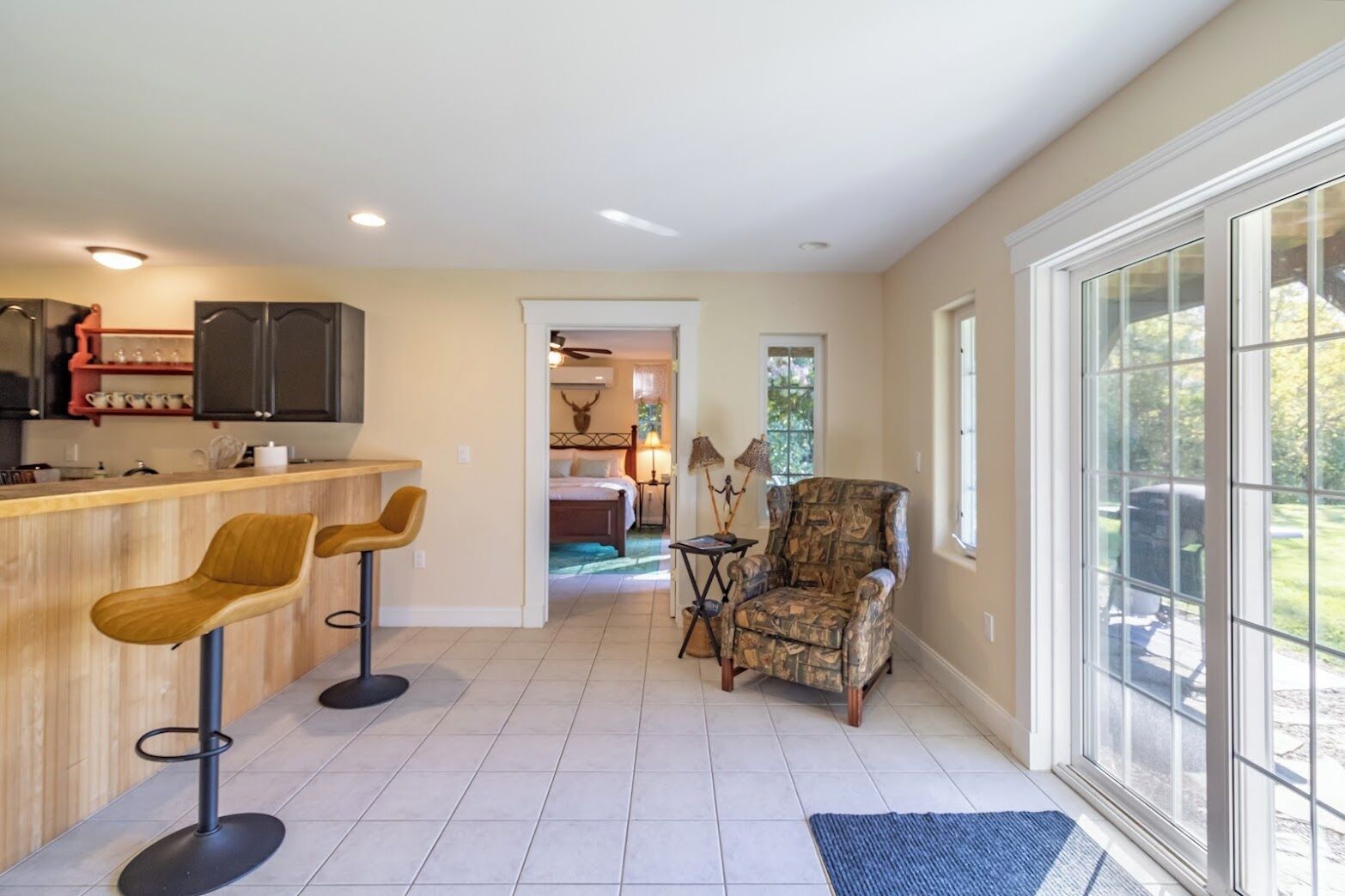 New! Luxurious 9 Acre Waterfront Retreat Just Four Minutes To Downtown Belfast - Belfast, ME