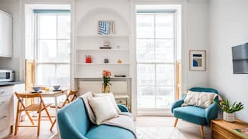 Lägenhet - utsikt mot innergården | Mörkläggningsgardiner, strykjärn/strykbräda och gratis wi-fi