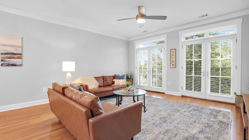 2 Suites Walkable Historic District + Free Parking The Juliette by Avantstay