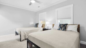 Interior - 2 Suites Walkable Historic District Location The Juliette by Avantstay (Savannah)