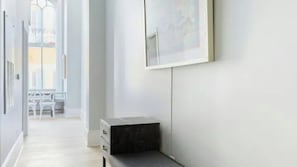 Interior - 3 Units Steps to Bourbon St & the French Quarter The Harlequin by Avantstay (New Orleans)