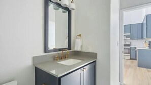 Interior - 2 Units in Prime Canal St Location, Near Bourbon St The Harlequin by Avantstay (New Orleans)