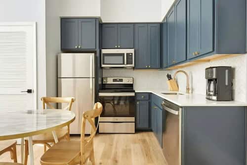 Studio (4 Bedrooms) | Interior