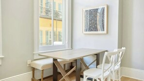 Studio (1 Bedroom) | Intérieur