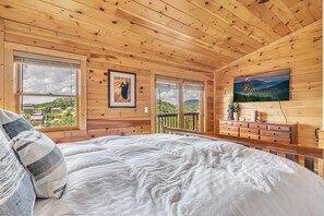 2 soverom, reiseseng for barn, wi-fi (inkludert) og sengetøy