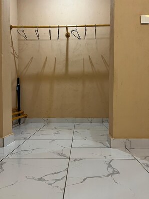 Interior - The Island at BofA Cozy 1BR Kilifi Villa • Pool • Fast Wi-Fi • AC • New (Kilifi)