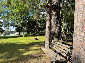 Property grounds - Beautiful 2-bedroom house in Rice perfect for a relaxing getaway (Rice)