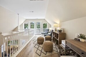 Interior - Paradise Found - Luxury Lakefront Retreat w/Dock, Fire Pit & Game Room Sleeps 12 (Mooresville)
