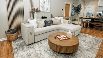 Smart TV, fireplace, video games