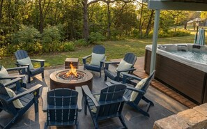 Terrace/patio - Modern, Luxe Escape in The Galena Territory /  Hot Tub  /  Fire Pit  /  Games! (Galena)