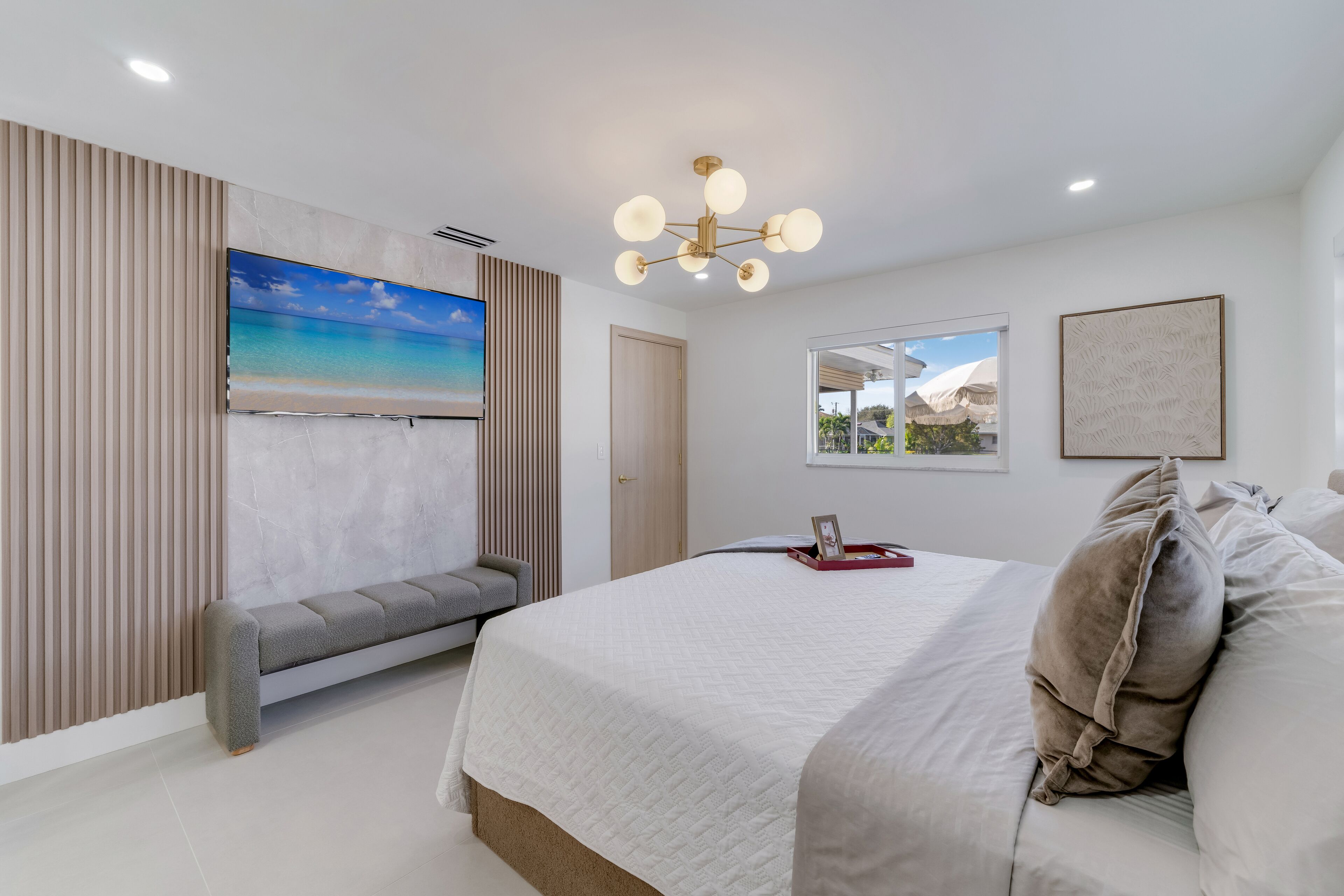 4 bedrooms, WiFi, bed sheets