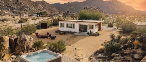 Baignoire à remous extérieure