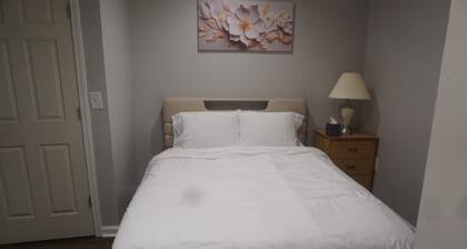 Comfy Apartment Perfect for a Weekend Stay