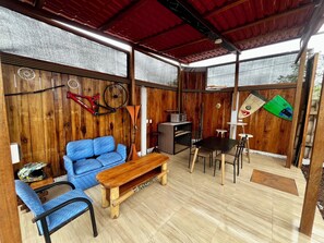 Outdoor dining - Imagination Studio Home (Puerto Ayora)