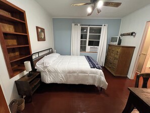 Bügeleisen/Bügelbrett, WLAN, Bettwäsche