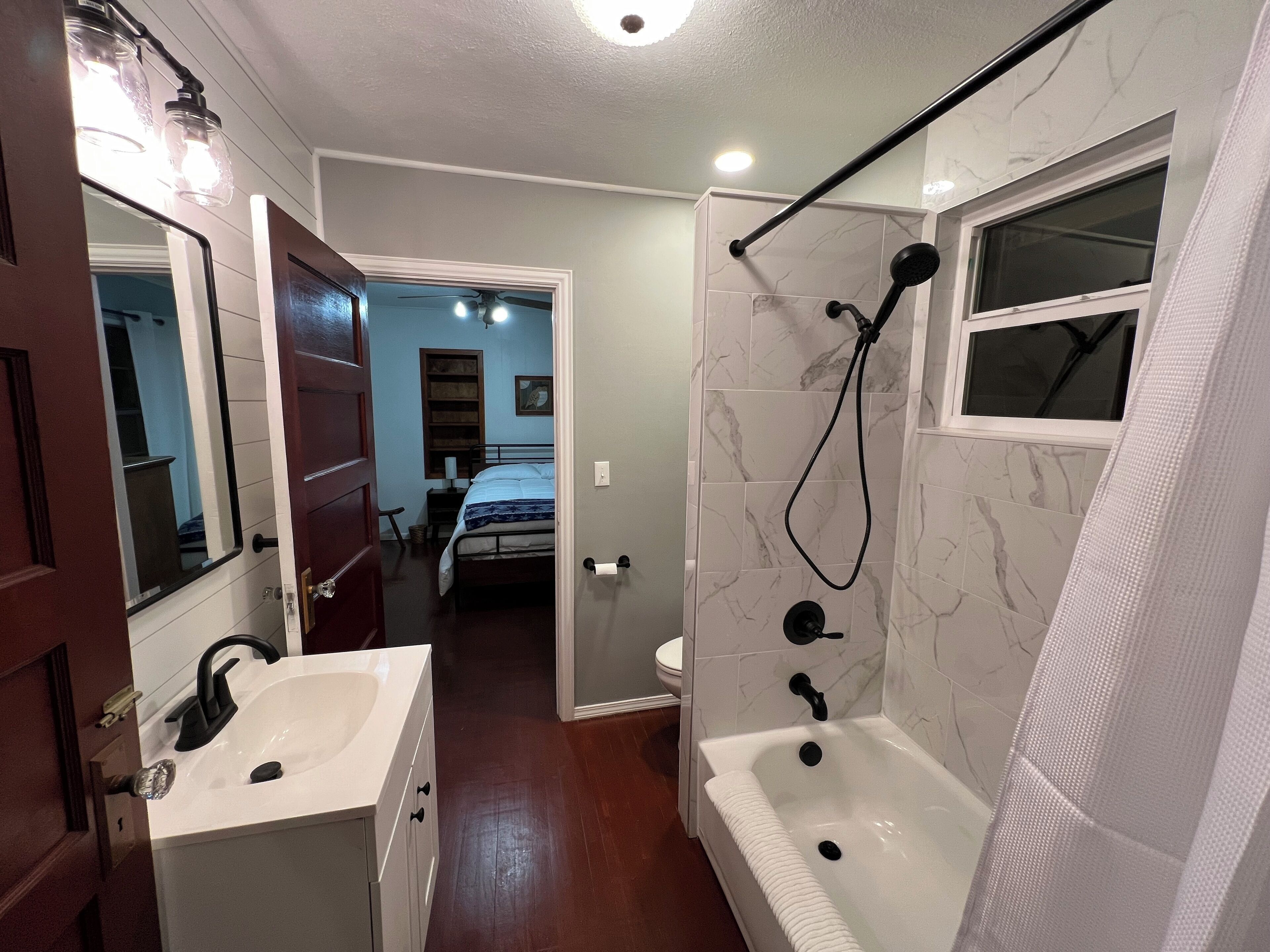 Towels, soap, toilet paper