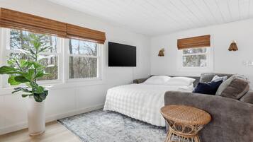 2 habitaciones, tabla de planchar con plancha, wifi y ropa de cama