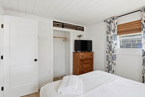 2 dormitorios, tabla de planchar con plancha, wifi y ropa de cama