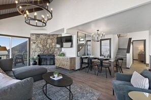 Smart TV - Best View in Beech Mountain ski in, ski out, sauna (Beech Mountain)