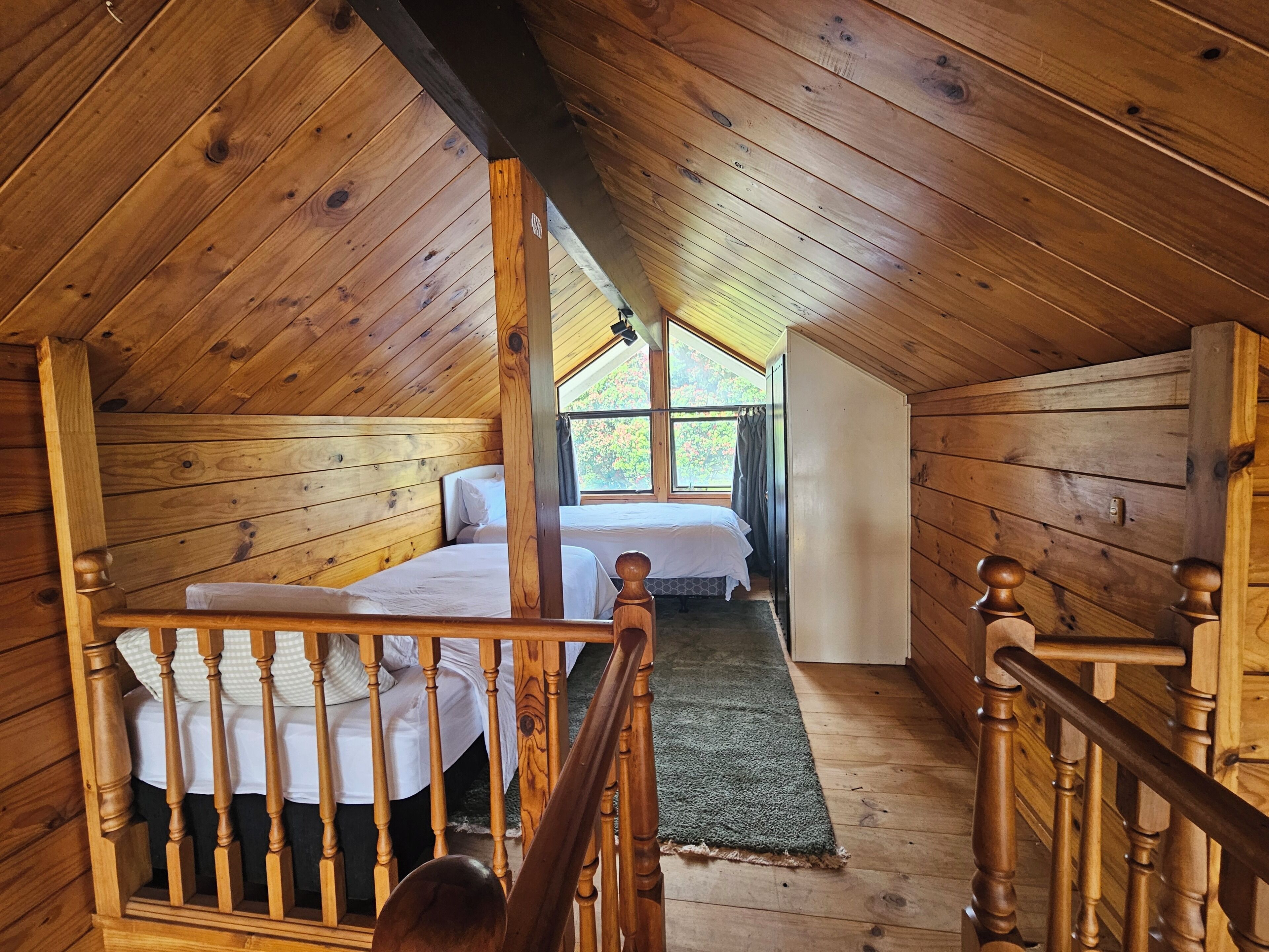 3 عدّة غرف نوم وواي فاي وملاءات أسرّة