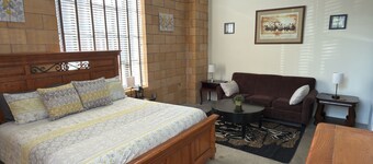 Lafayette’s Gem: Baseball /Hockey/Soccer/XFL