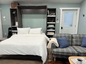 Ferros/tábuas de passar roupa, acesso à internet, roupa de cama