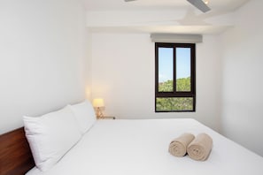 Departamento superior, alberca privada | Cortinas blackout, tabla de planchar con plancha y wifi gratis