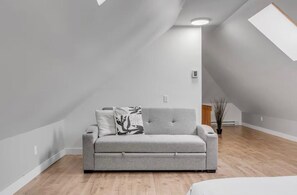 Interior - Adorable 1-bedroom apartment with AC in charming Québec (Québec)