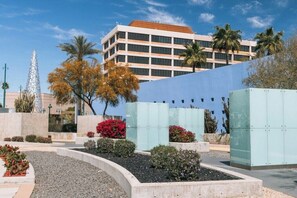 Property grounds - Private Mesa Retreat w Pool Near Eastmark & Sports (Mesa)