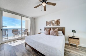 3 bedrooms, iron/ironing board, free WiFi, bed sheets - Majestic Beachfront Bliss (Panama City Beach)