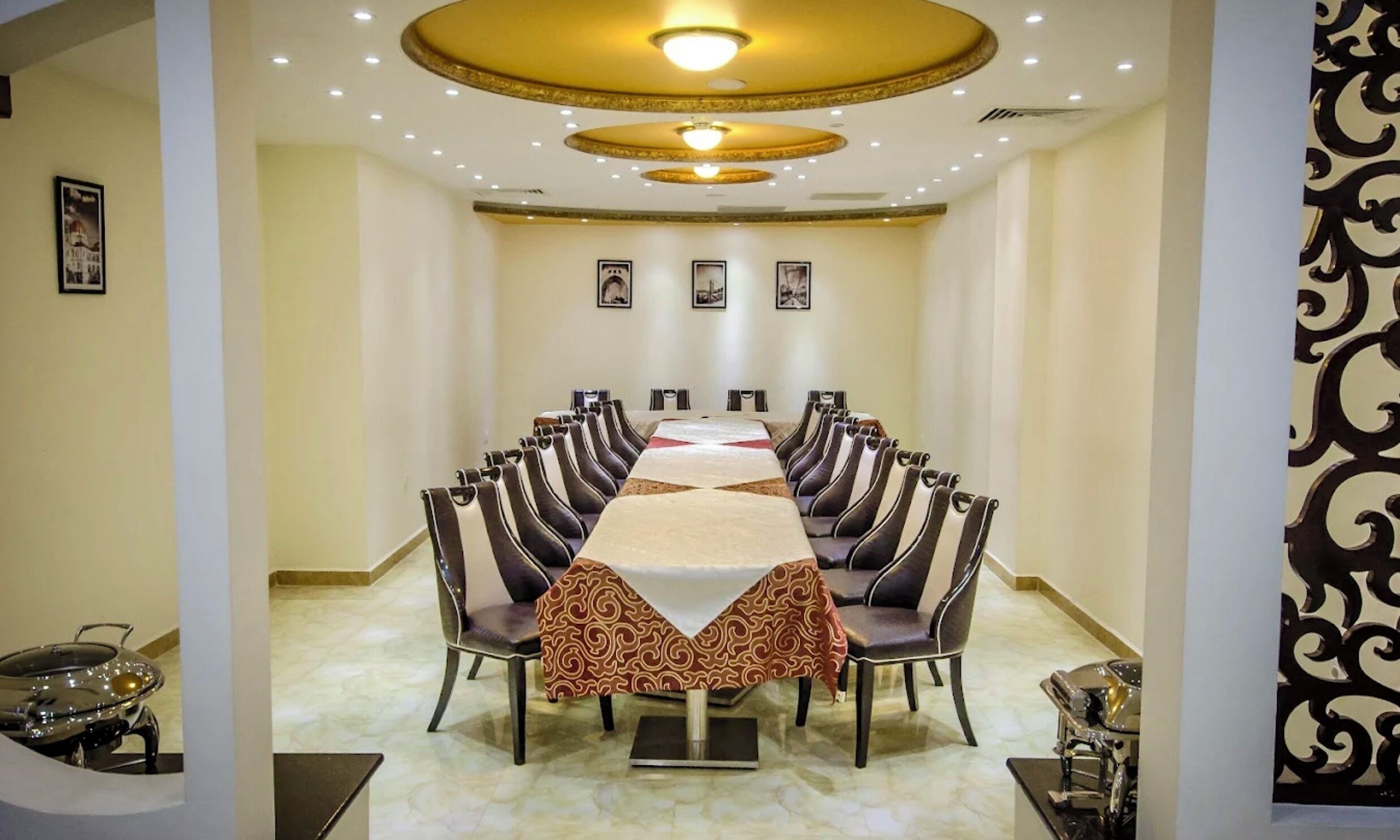 Tempat makan keluarga