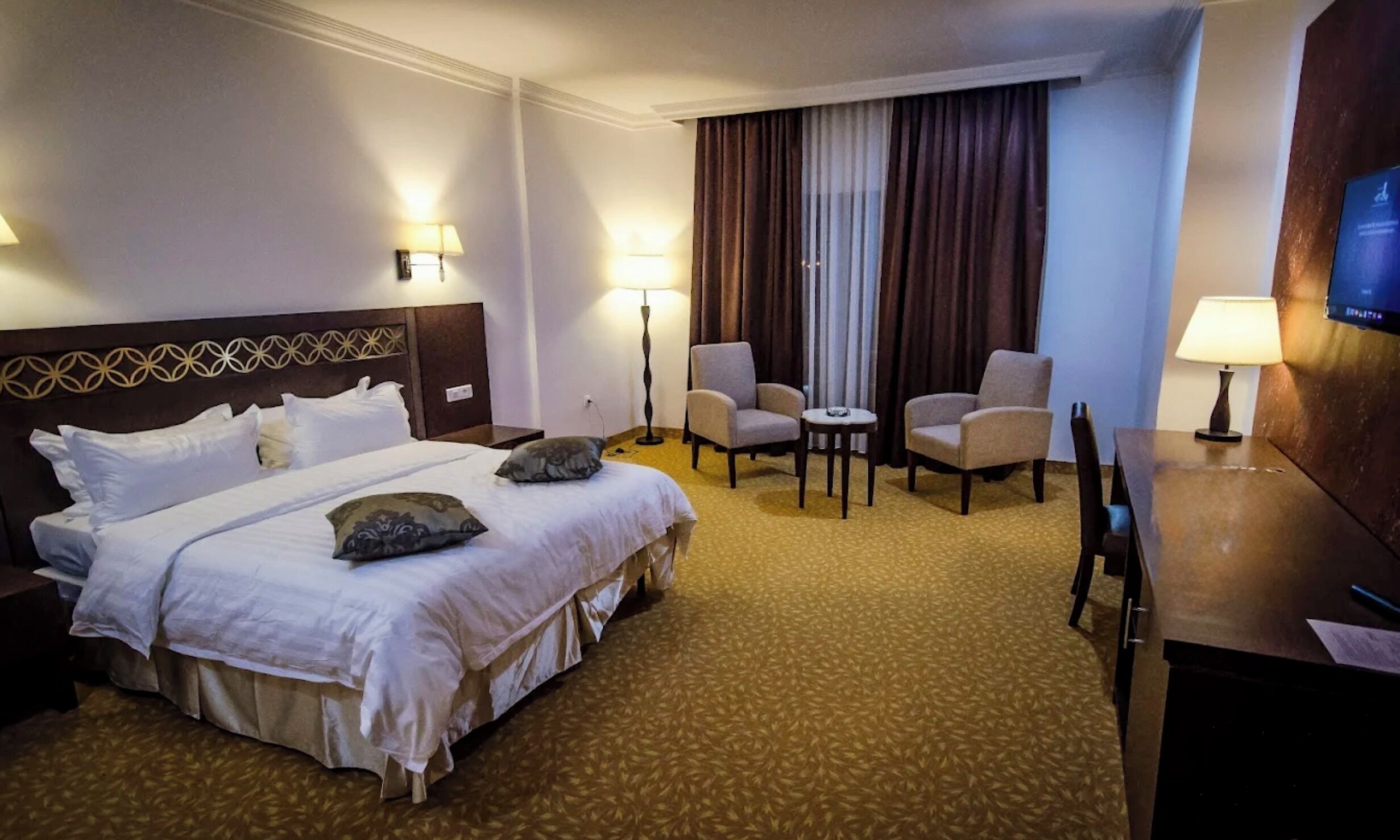 Standard-Doppel- oder -Zweibettzimmer