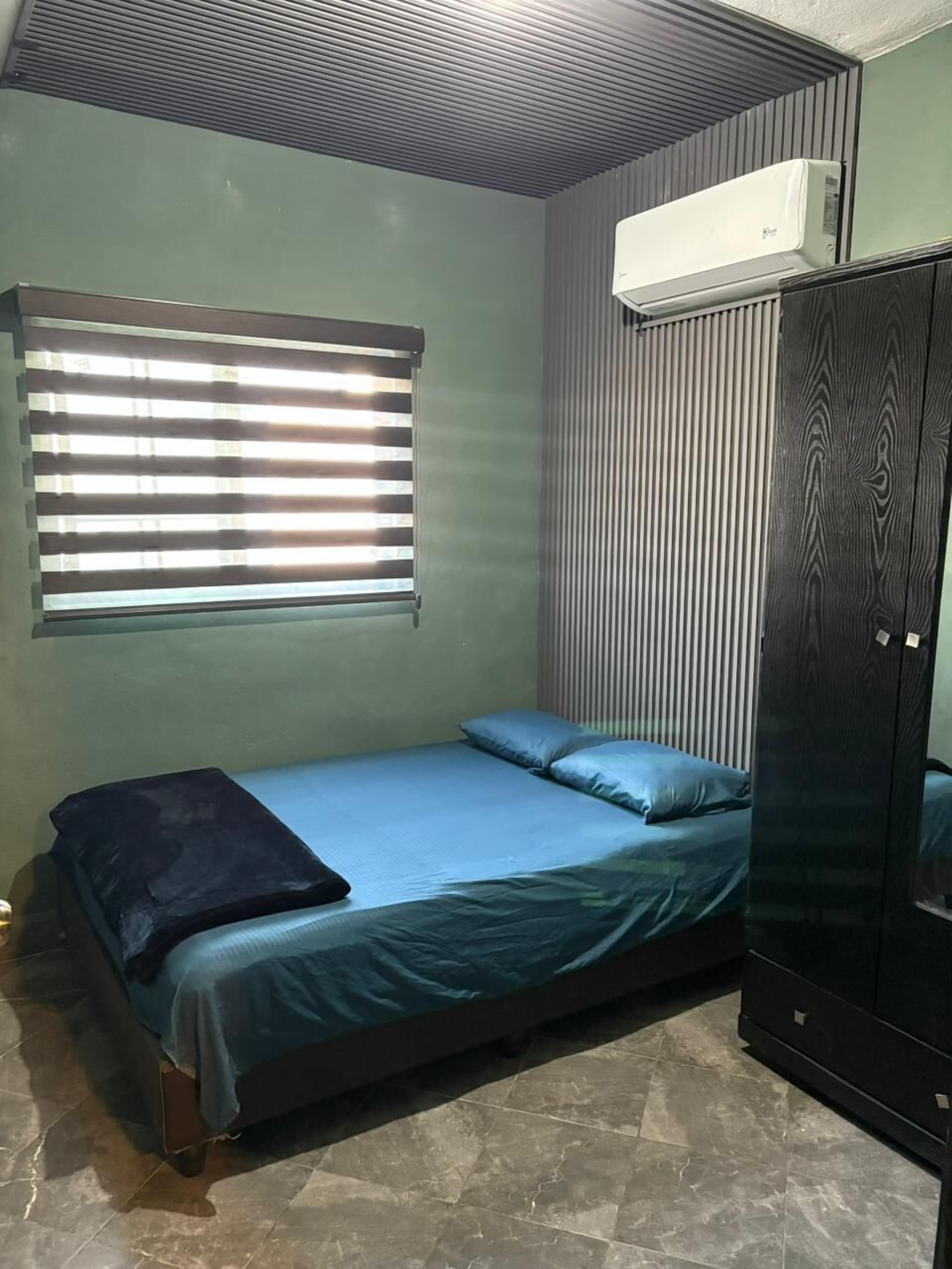 Comfort Apartment | Blackout curtains, iron/ironing board, free WiFi
