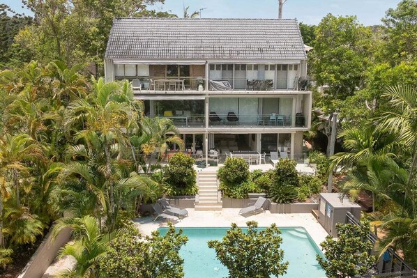 Exterior - Headland Views 2: Leafy Retreat (Noosa)