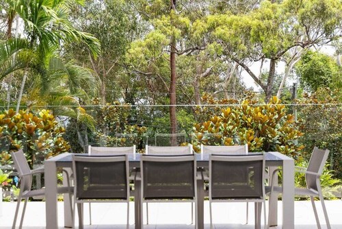 Headland Views 2 - Leafy Retreat
